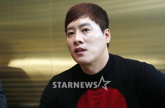 서울 논현동 와이스파치오에서 인터뷰를 가진 프로농구 선수 출신 방송인 우지원 /사진=김휘선 기자