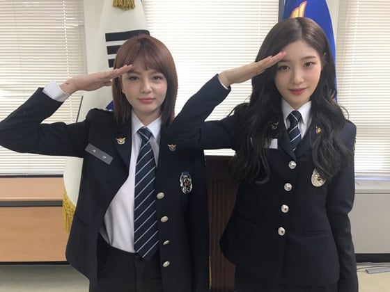 샤넌(왼쪽)과 정채연 /사진제공=MBK엔터테인먼트