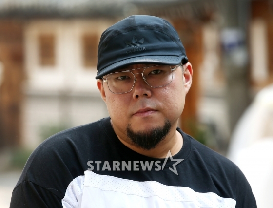 래퍼 피타입 /사진=홍봉진 기자, 장소 협찬=삼청동 그린냅