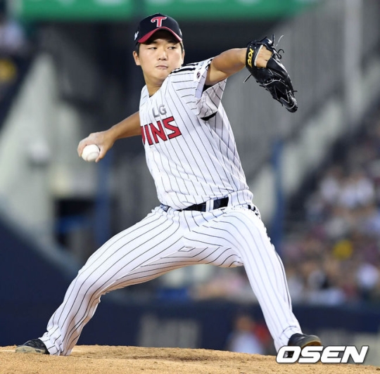 고우석.