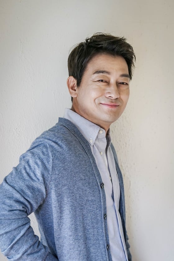 배우 조성하/사진제공=HB엔터테인먼트, 라쏨