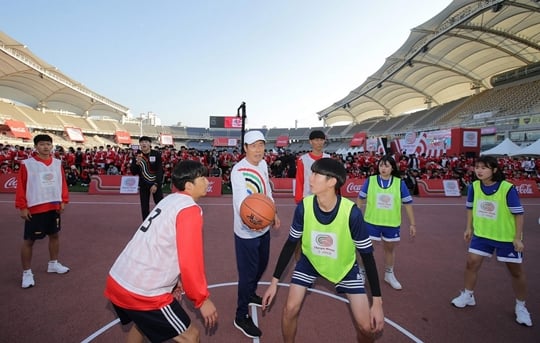 '평등 농구' 결승전 모습 /사진=한국코카콜라 제공