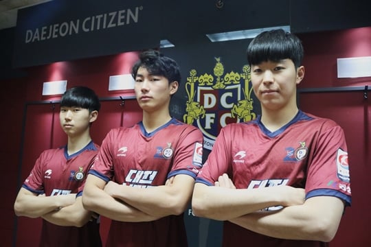 (왼쪽부터) 김세윤,이지솔,문용휘 /사진=대전 시티즌 제공