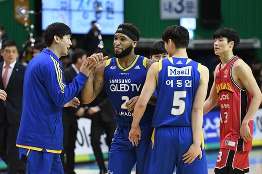 1일 LG전 승리를 따낸 삼성. /사진=KBL 제공