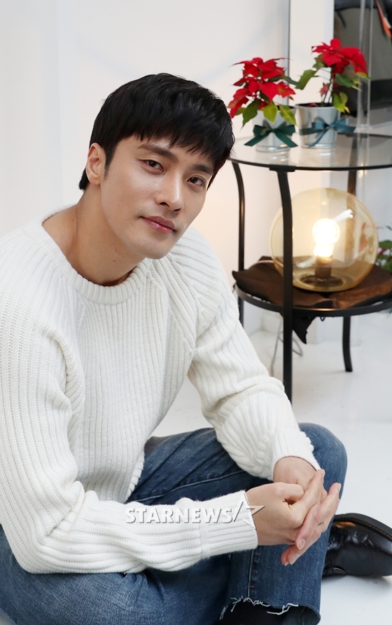 배우 성훈/사진=김휘선 기자