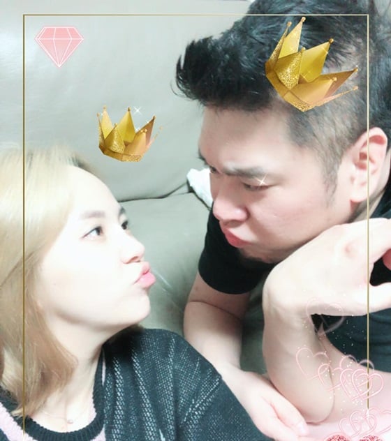 김지우(왼쪽)와 레이먼킴/사진=김지우 인스타그램