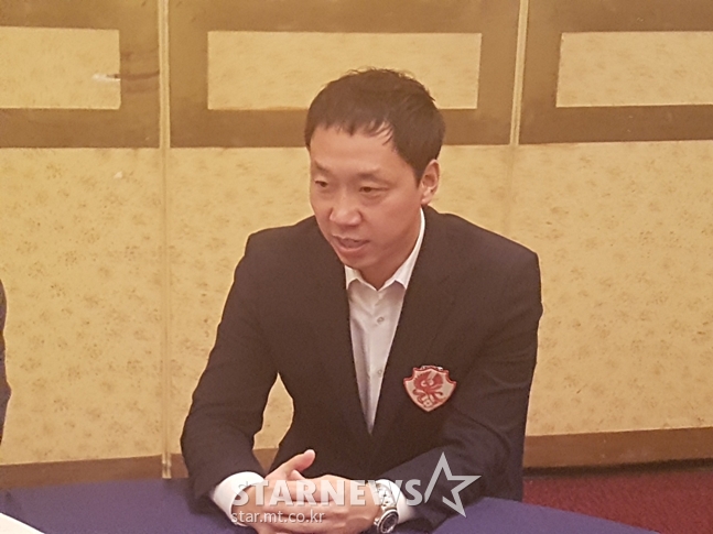광주FC 박진섭 감독 /사진=박수진 기자