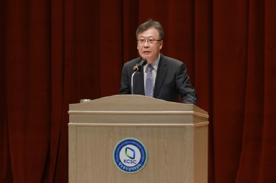 강상현 위원장/사진제공=방송통신심의위원회