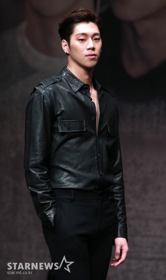 크나큰 김유진