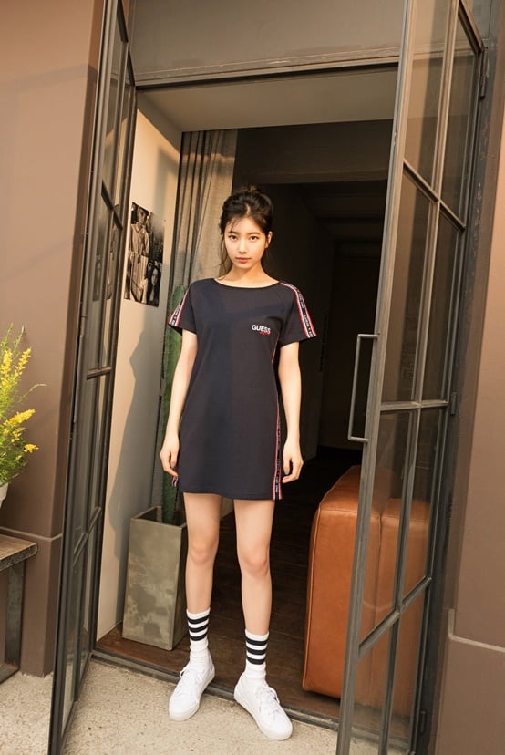 수지 화보 /사진=게스