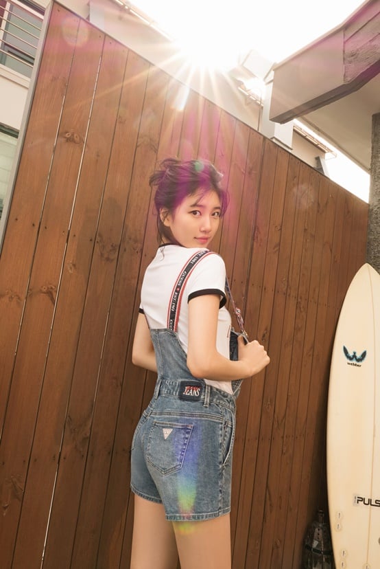 수지 화보 /사진=게스