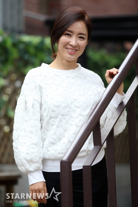 배우 윤유선 / 사진=스타뉴스