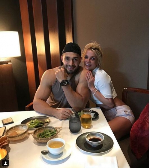 /사진=샘 아스가리 인스타그램