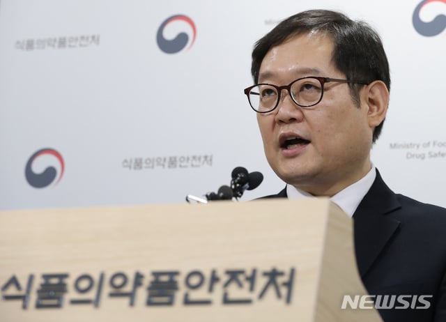 발사르탄 성분이 들어간 고혈압 치료제는 22개사 59개 품목으로 현재 판매가 잠정 중단됐다. / 사진=뉴시스
