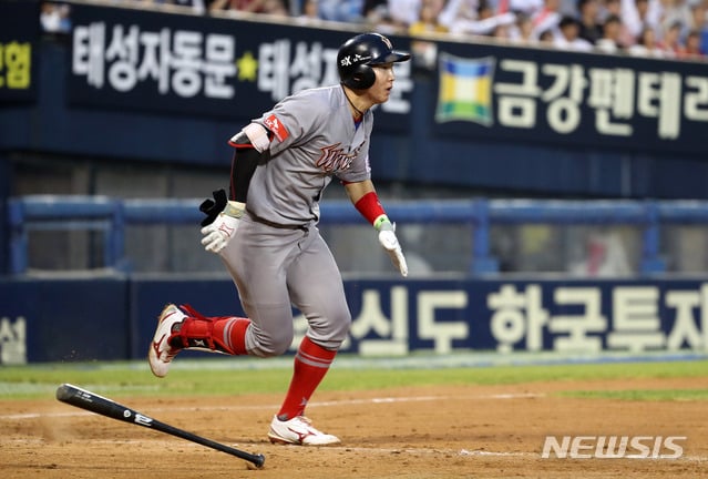 3안타로 맹활약한 최항 /사진=뉴시스