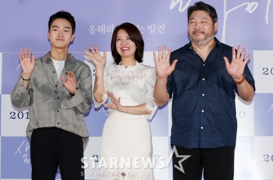 영화 '살아남은 아이'의 언론배급시사회에 참석한 성유빈, 김여진, 최무성 / 사진=김휘선 기자