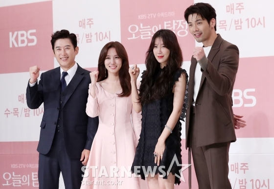 배우 김원해, 박은빈, 이지아, 최다니엘/사진=김휘선 기자