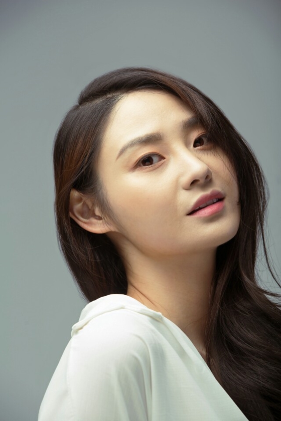 배우 윤주와 오인천 감독의 단편영화 '폴라로이드'가 제4회 호주 스마트폰 플릭 페스트 경쟁에 진출했다. / 사진=배우 윤주 프로필