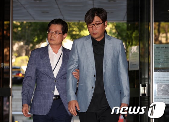 김도균 탐앤탐스 대표(오른쪽) /사진=뉴스1