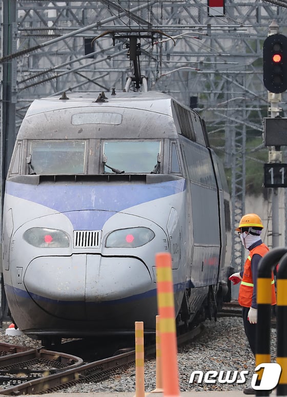 KTX 열차(사진과 기사는 관계없음). / 사진=뉴스1
