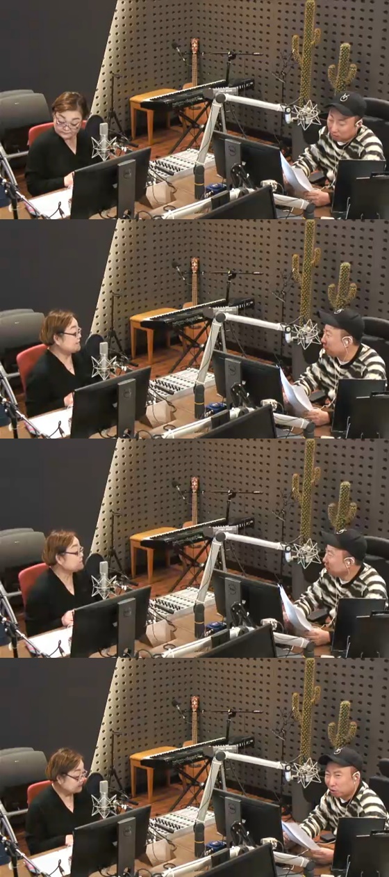 요리연구가 이혜정(왼쪽), 개그맨 박명수 /사진=KBS 라디오 쿨FM '박명수의 라디오쇼' 보이는 라디오 방송화면 캡처