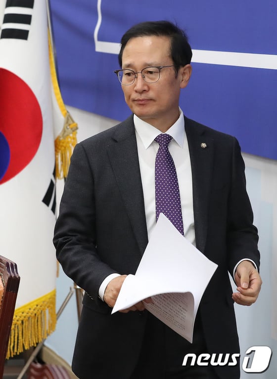 홍영표 더불어민주당 원내대표. / 사진=뉴스1