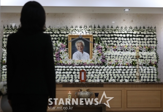 고 신성일 빈소 / 사진=스타뉴스(사진공동취재단)