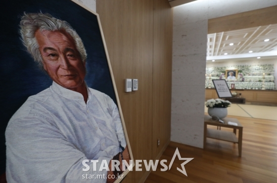 고 신성일 빈소/ 사진=스타뉴스(사진공동취재단)