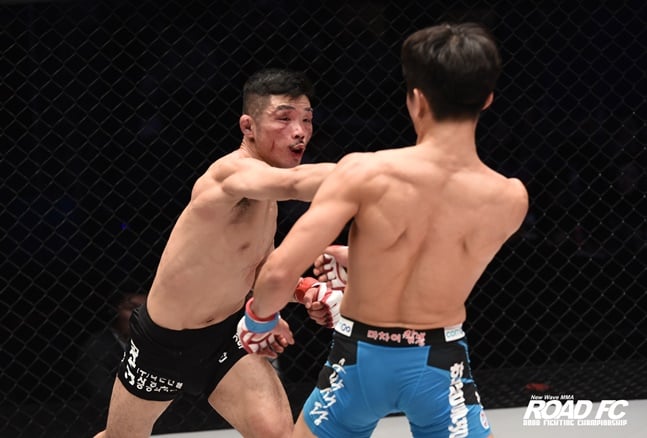 최무겸(왼쪽).  /사진=로드FC