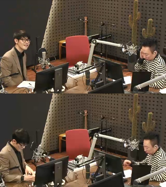 '공부의 신' 강성태(왼쪽), 개그맨 박명수 /사진=KBS 라디오 쿨FM '박명수의 라디오쇼' 보이는 라디오 방송화면 캡처