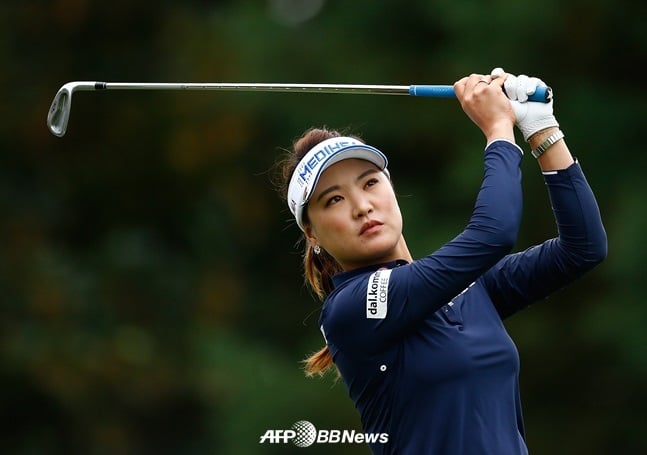 LPGA 투어 CME 그룹 투어 챔피언십 2라운드에서 공동 9위에 자리한 유소연. /AFPBBNews=뉴스1