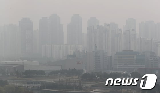 전국미세먼지 농도가 짙을 것으로 예상된다. /사진=뉴스1