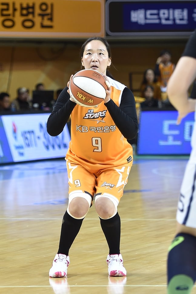 3점슛만 3개를 성공시킨 정미란 /사진=WKBL 제공