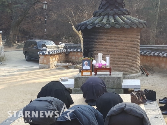 고 신성일 49재 /사진=독자제공