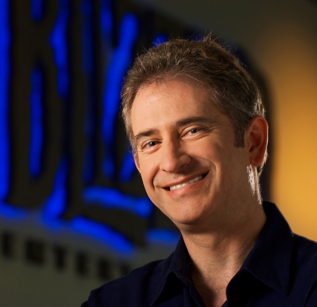 블리자드 엔터테인먼트의 전 CEO 마이클 "마이크" 모하임(Michael "Mike" Morhaime). 고문으로 물러난 상태다.