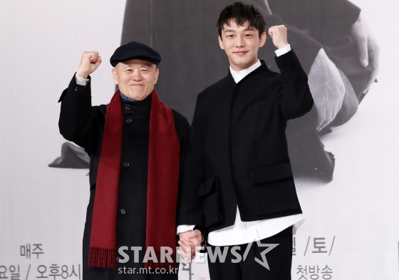 도올 김용옥, 유아인(사진 오른쪽)/사진=김휘선 기자