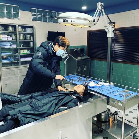 배우 김재욱 류덕환 /사진=김재욱 인스타그램