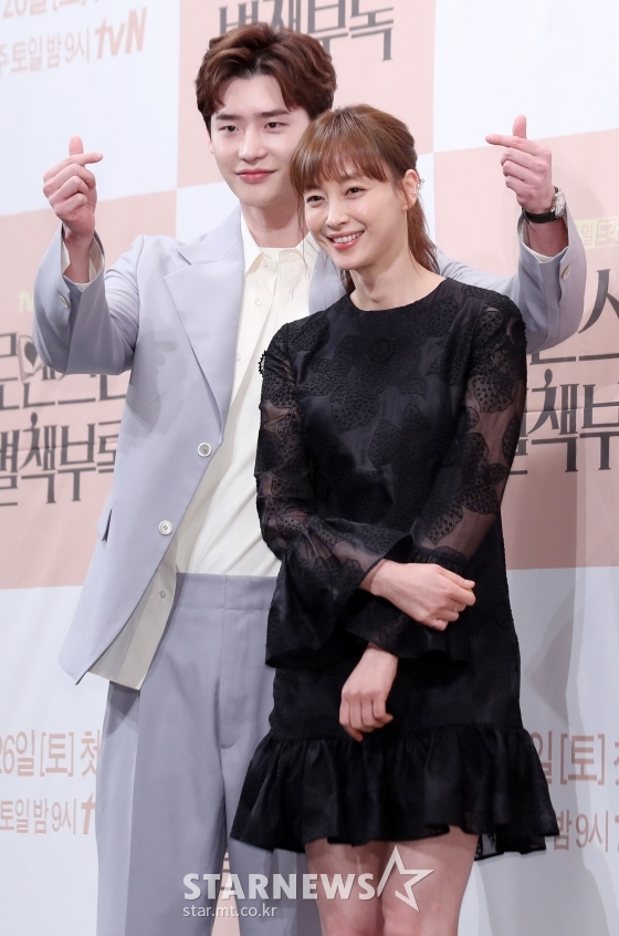 배우 이종석, 이나영 /사진=김휘선 기자
