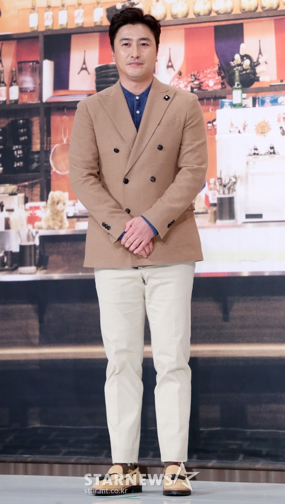 MBC 축구 해설위원 겸 방송인 안정환 /사진=스타뉴스
