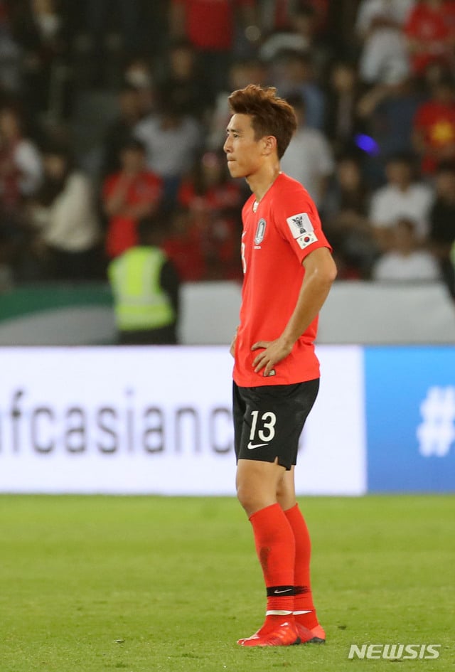 카타르전 패배 후 아쉬워하는 구자철. /사진=뉴시스