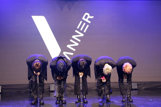 그룹 배너 /사진제공=VT엔터테인먼트