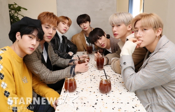 (왼쪽부터) 아이돌그룹 몬스타엑스 멤버 주헌 셔누 기현 형원 민혁 원호 아이엠 /사진=김휘선 기자