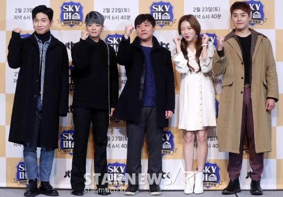개그맨 유세윤, 그룹 에프엑스 엠버, 정승일 PD, 그룹 모모랜드 주이, 방송인 권혁수 /사진=홍봉진 기자