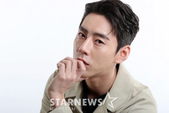 뮤지컬배우 겸 현대무용가 한선천 /사진=임성균 기자