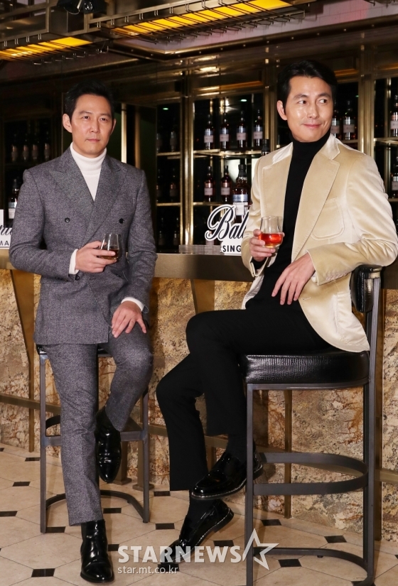 배우 이정재(왼쪽), 정우성 /사진=김휘선 기자