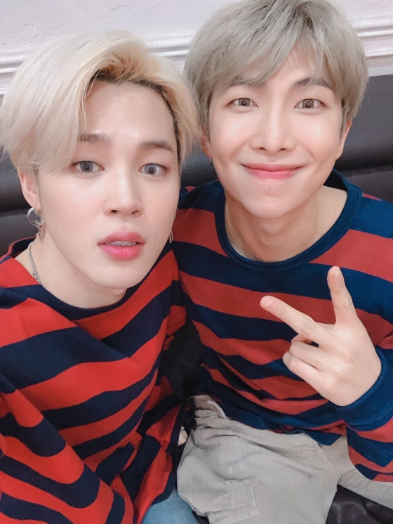 방탄소년단 지민과 알엠/사진=방탄소년단 공식 트위터