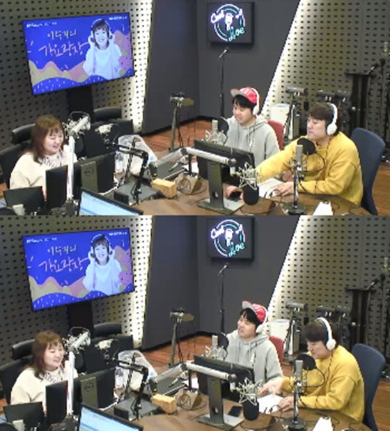 /사진='이수지의 가요광장' 보는 라디오 캡처
