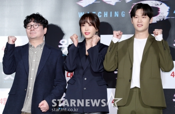 영화 '왓칭'의 김성기 감독, 배우 강예원, 이학주(왼쪽부터) /사진=이기범 기자