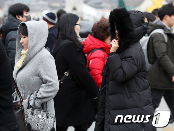 오늘(22일) 날씨, 꽃샘추위로 체감온도 영하권..미세먼지 '좋음' /사진=뉴스1