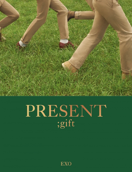 엑소 화보집 PRESENT ; gift'